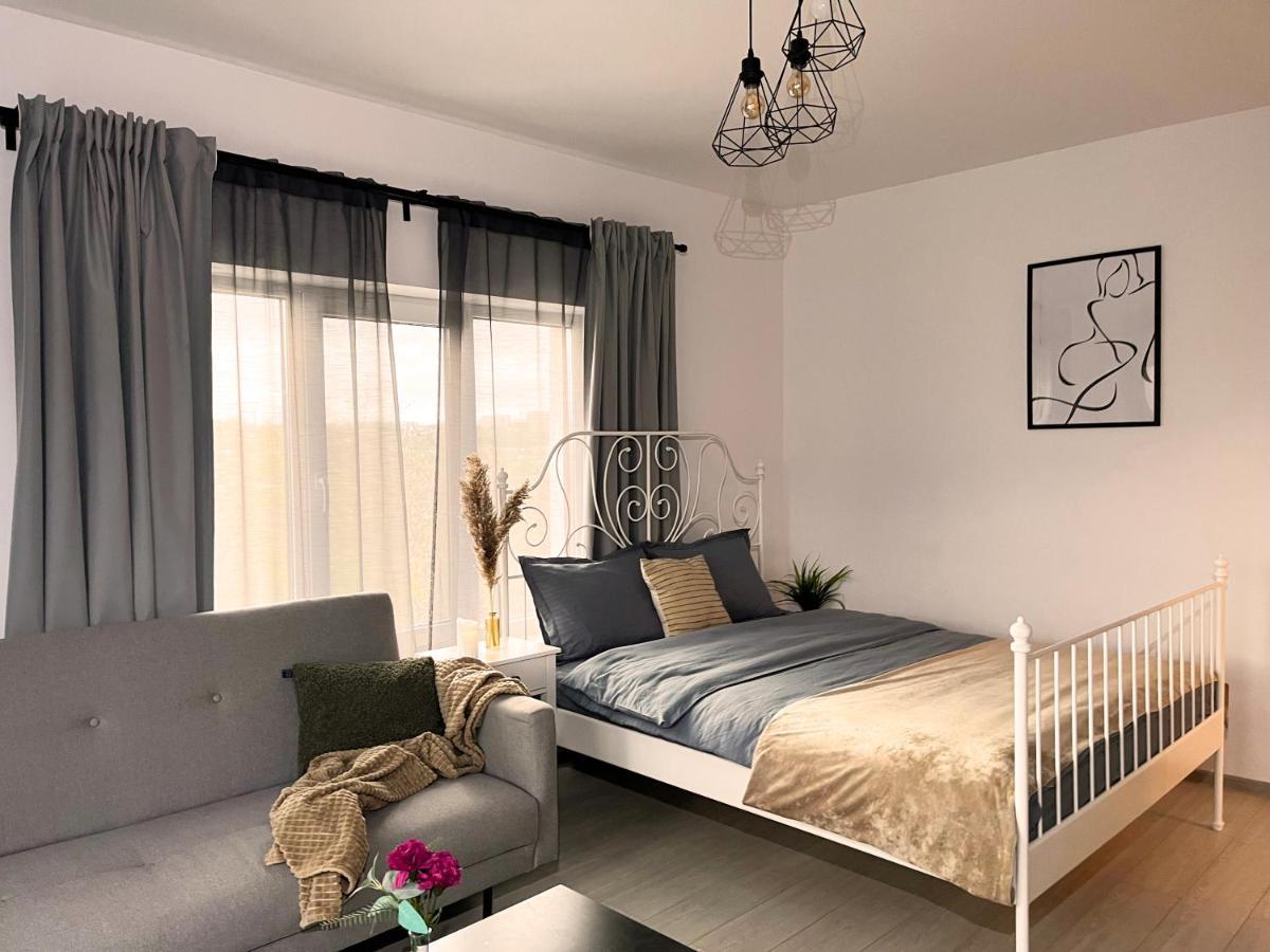 Superb Apartment 35 Voucere Vacanta Zero74Unu236Optsute Iasi Exteriör bild